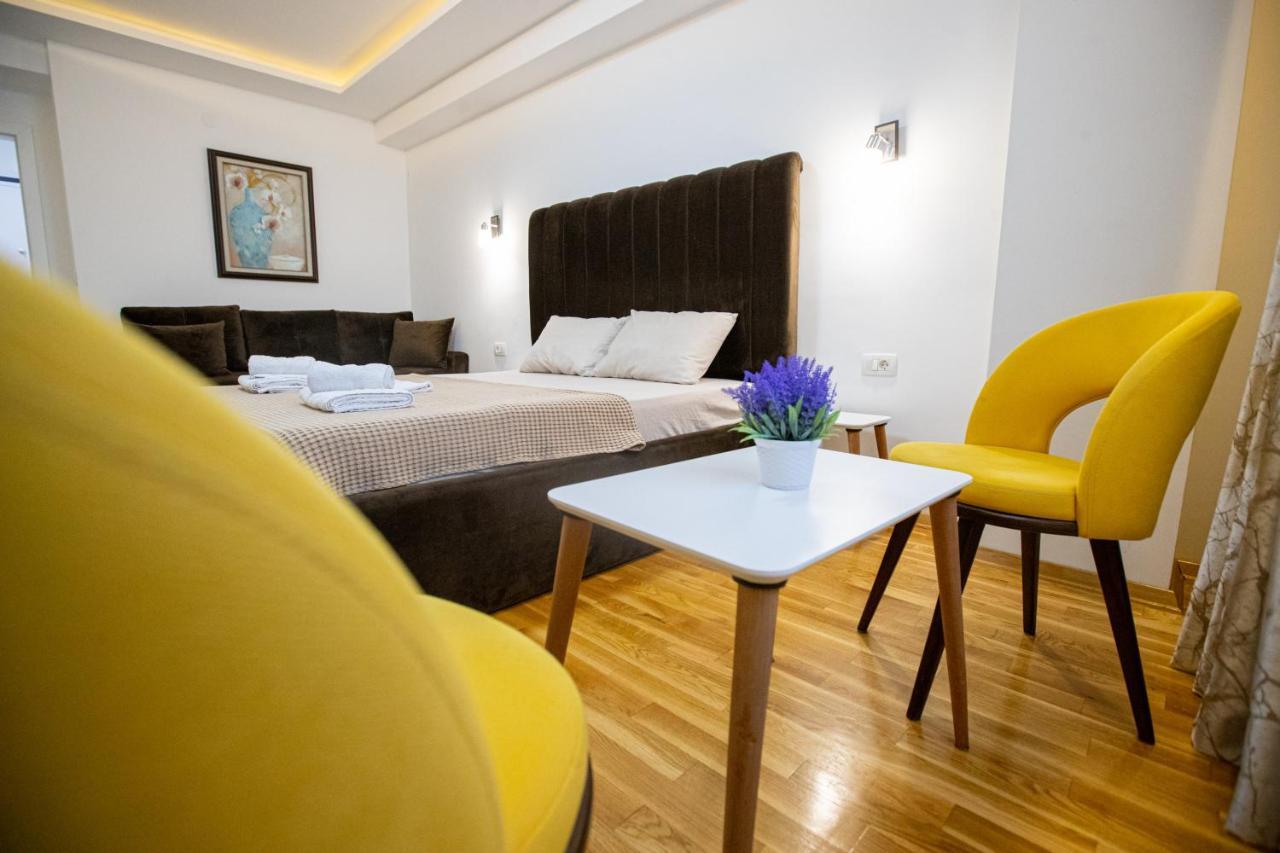 Queens Central Apartments Ohrid Ngoại thất bức ảnh