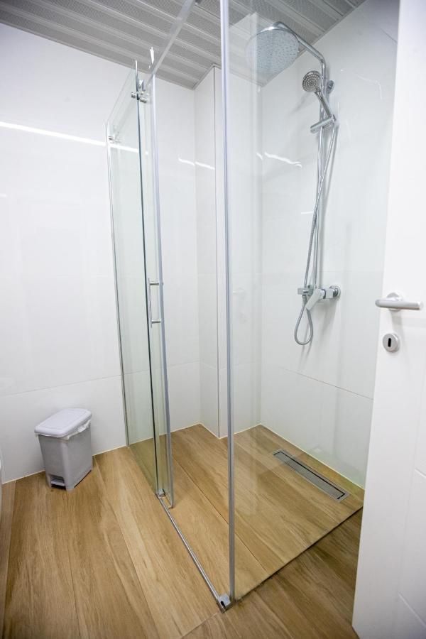 Queens Central Apartments Ohrid Ngoại thất bức ảnh