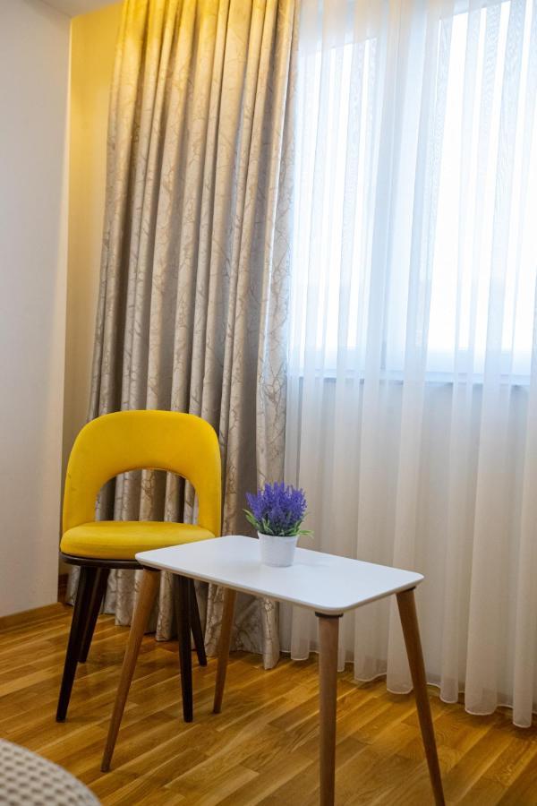 Queens Central Apartments Ohrid Ngoại thất bức ảnh